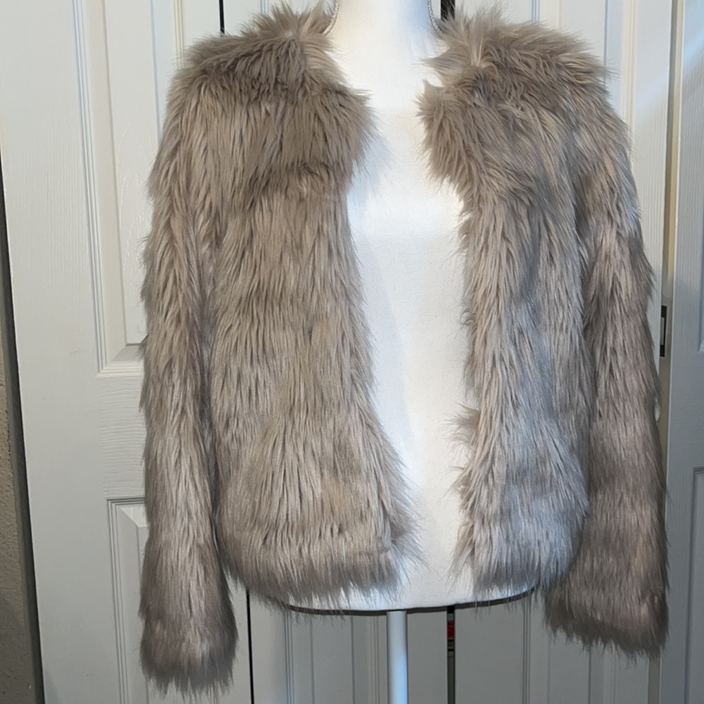 Fur coat  H&M - Picture 6 of 6